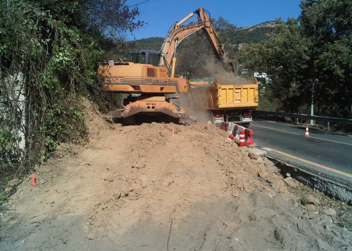 Ampliación M-611 en Miraflores de la Sierra - CAM Consej.Tptes - Madrid