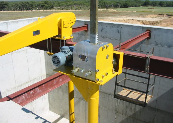 Disipador energía tanque a balsa de riego - Aguas del Duero -Ávila